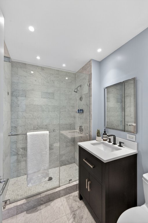 207 East 57th Street, Unit 29A photo 23