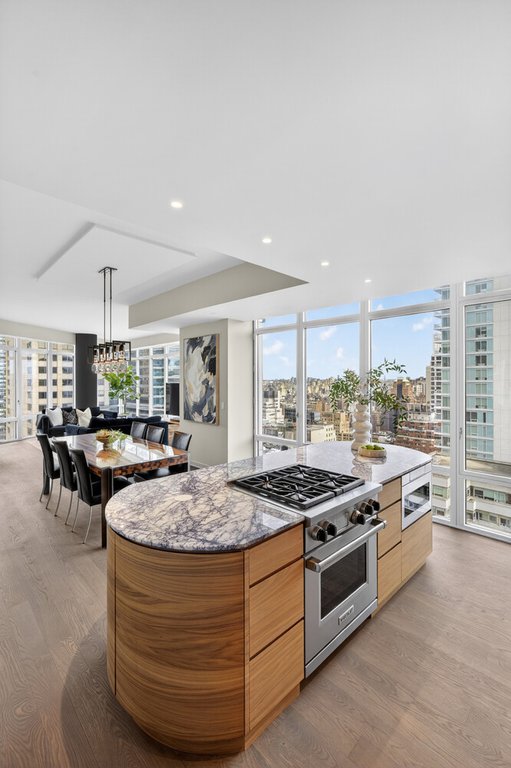 207 East 57th Street, Unit 29A photo 7