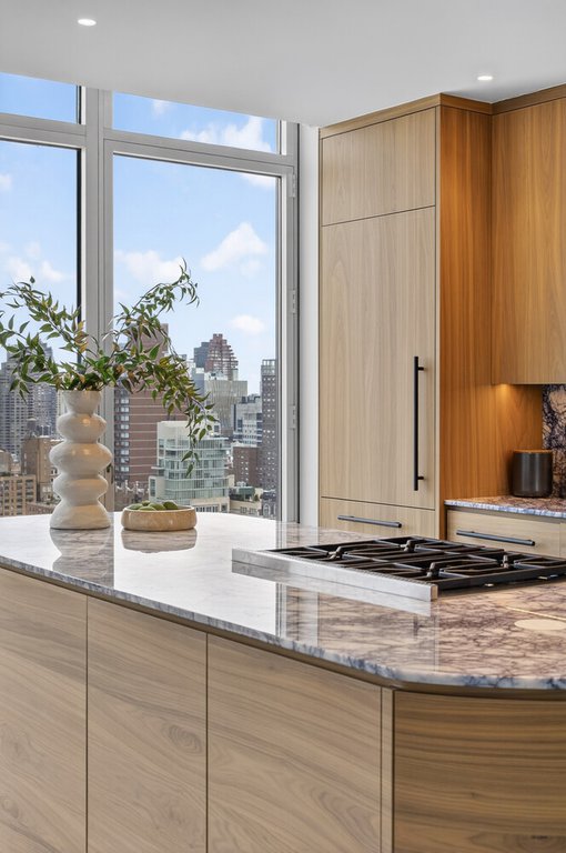 207 East 57th Street, Unit 29A photo 25