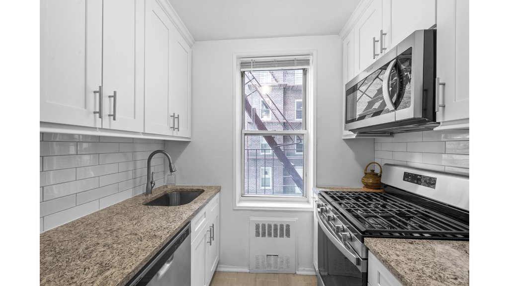 601 Kappock Street, Unit 2F photo 7