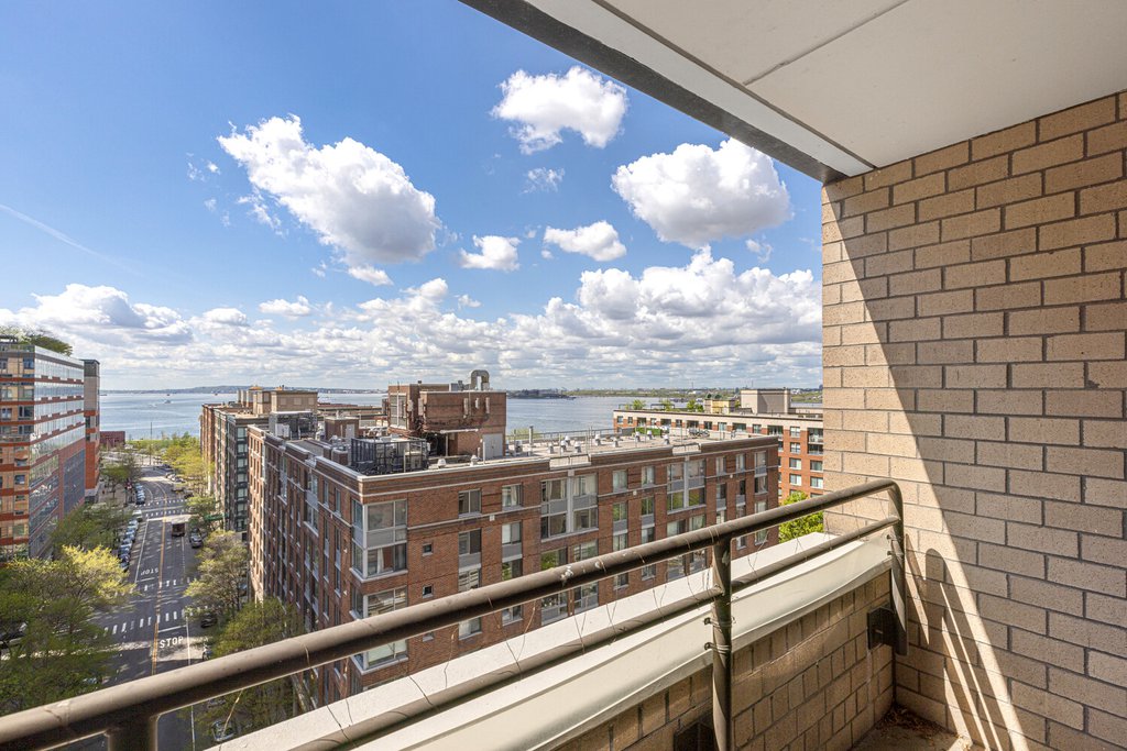 200 Rector Place, Unit 12F photo 9