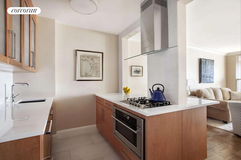 61 Jane Street, Unit 9N