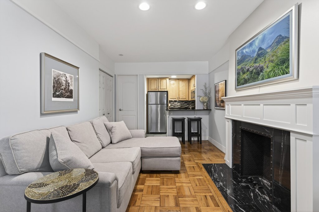 123 West 80th Street, Unit BF photo 4