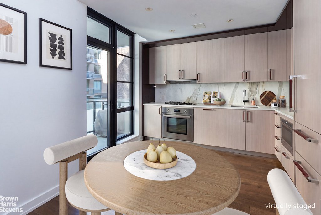 261 West 25th Street, Unit 4E photo 3