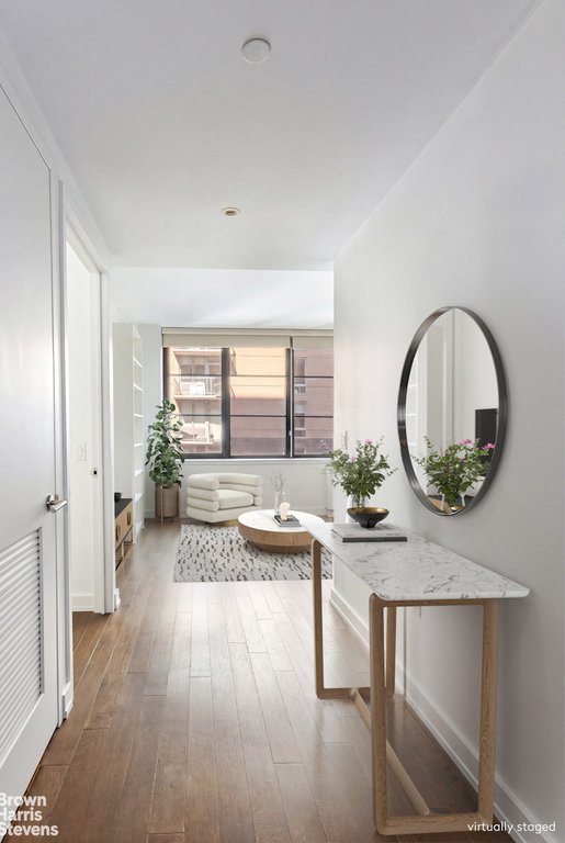 261 West 25th Street, Unit 4E photo 5