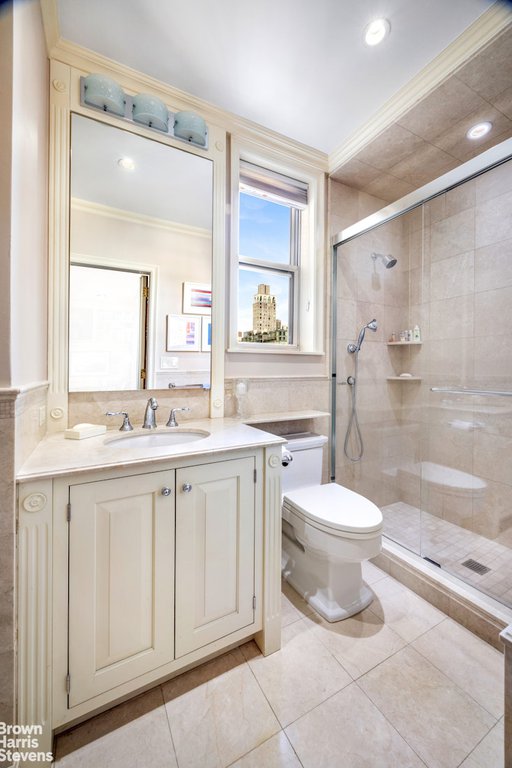 983 Park Avenue, Unit 12C photo 8