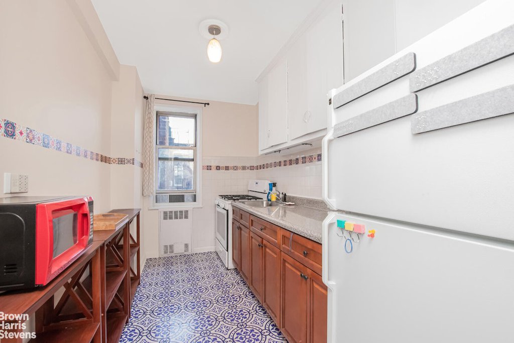 5645 Netherland Avenue, Unit 6E photo 10