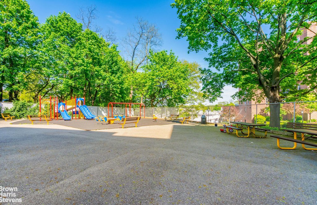 5645 Netherland Avenue, Unit 6E photo 14