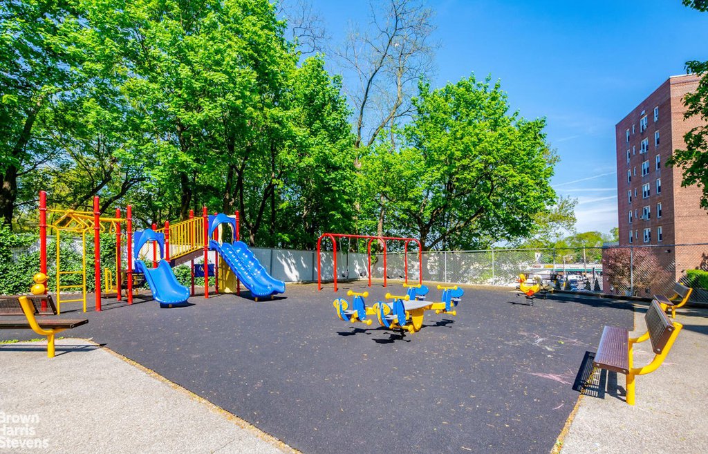 5645 Netherland Avenue, Unit 6E photo 15