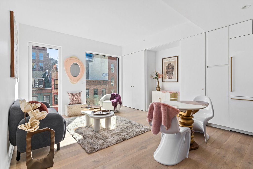 330 Grand Street, Unit 4A