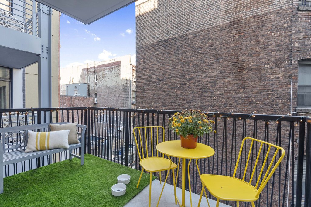 330 Grand Street, Unit 4A photo 7