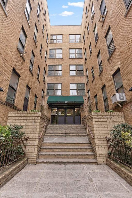 571-579 Academy Street, Unit 3B photo 13