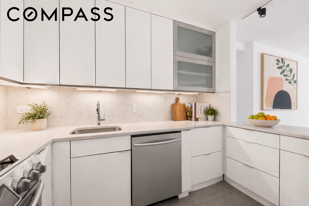 330 East 75th Street, Unit 3B photo 4