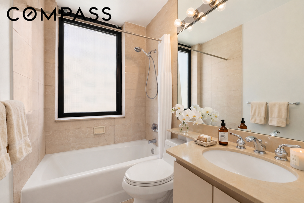 330 East 75th Street, Unit 3B photo 9