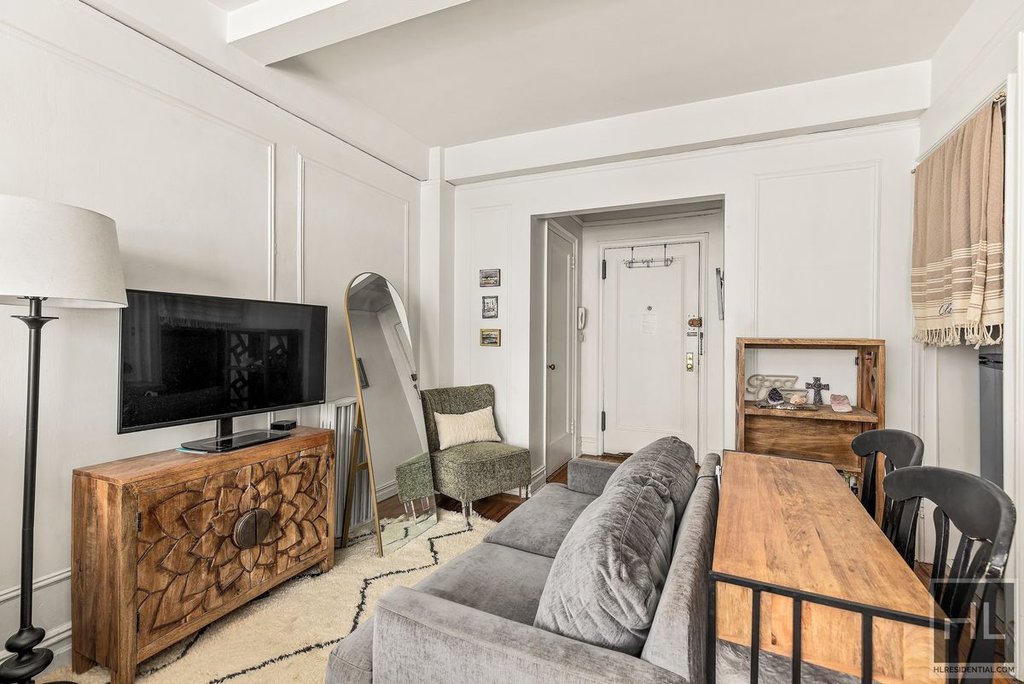 457 West 57th Street, Unit 412 photo 5