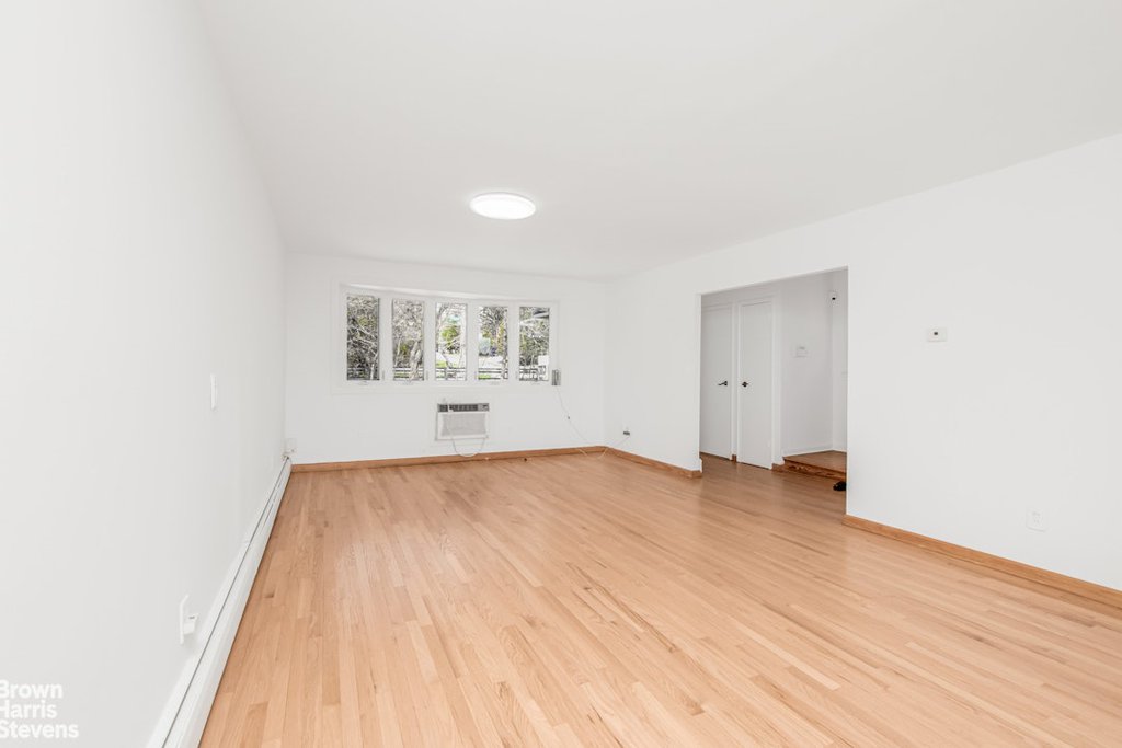 2768 Netherland Avenue – For Sale photo 7