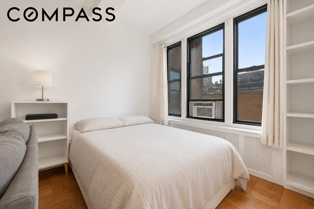 225 Central Park West, Unit 619 photo 3