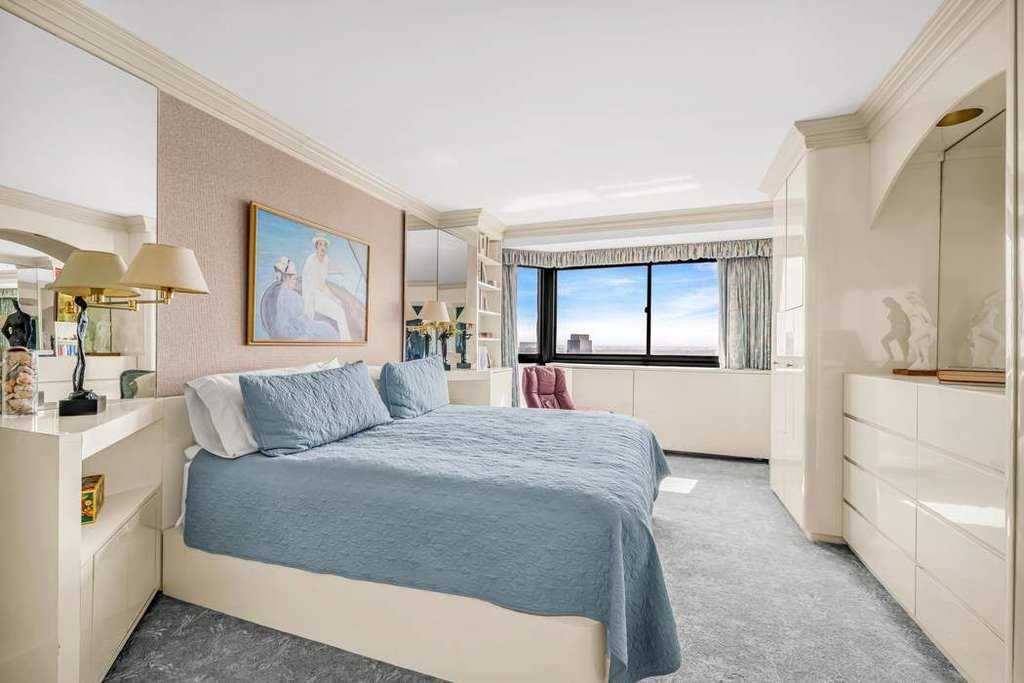 1725 York Avenue, Unit 32C photo 9
