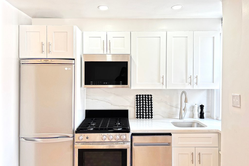 333 East 53rd Street, Unit 9N photo 2