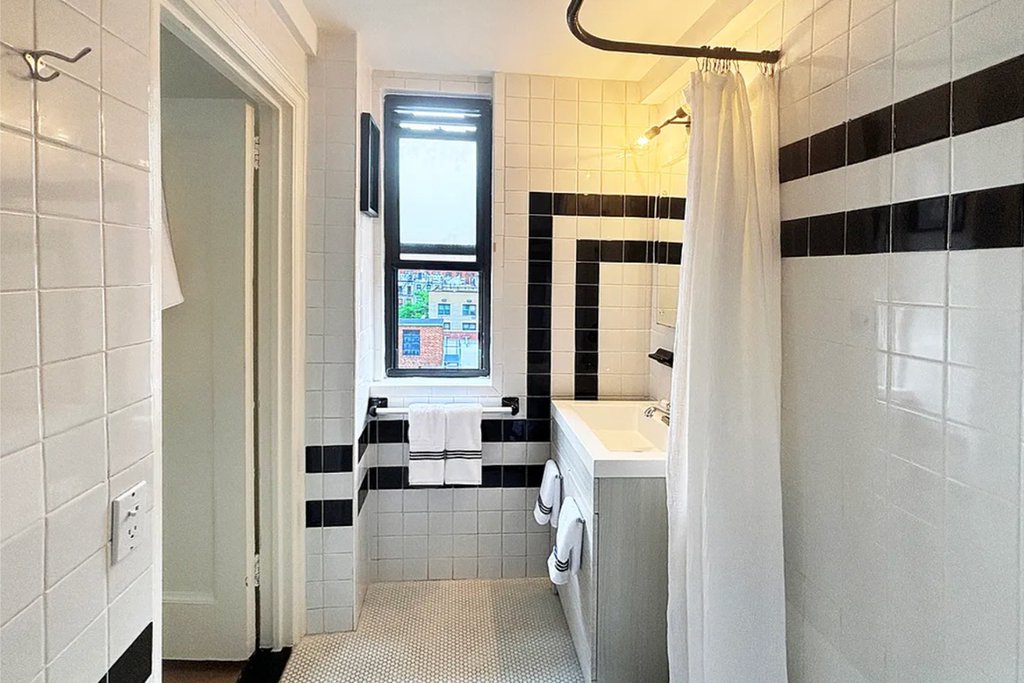 333 East 53rd Street, Unit 9N photo 15