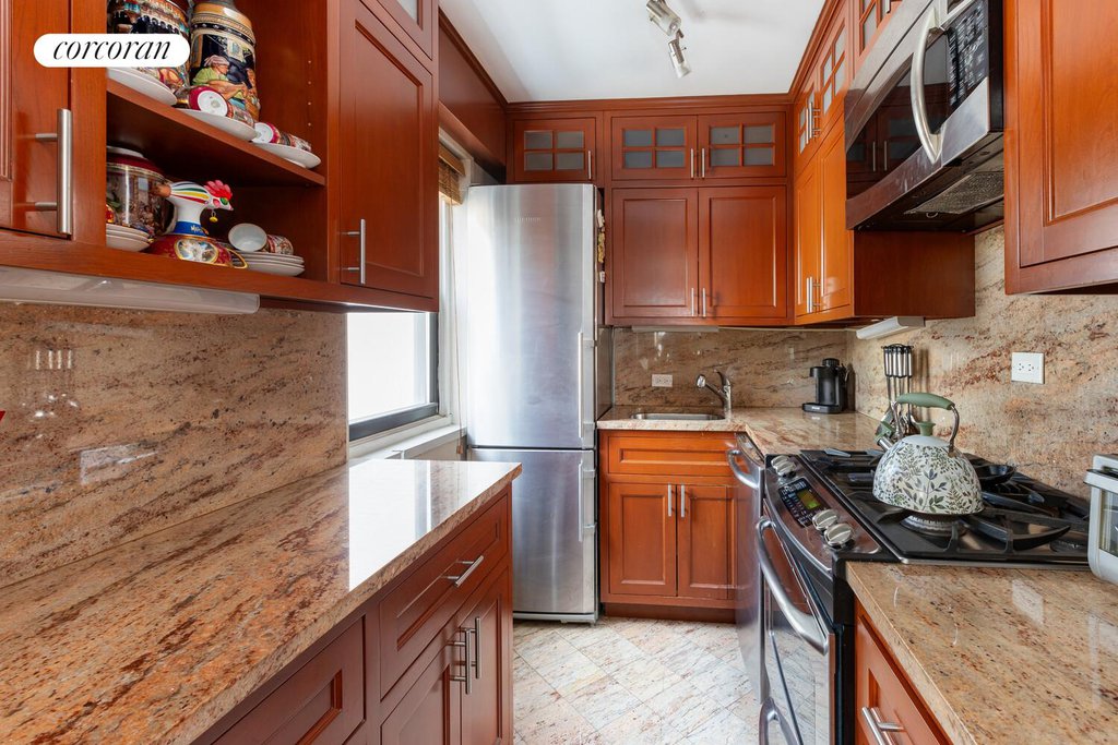 411 East 57th Street, Unit 15G photo 6