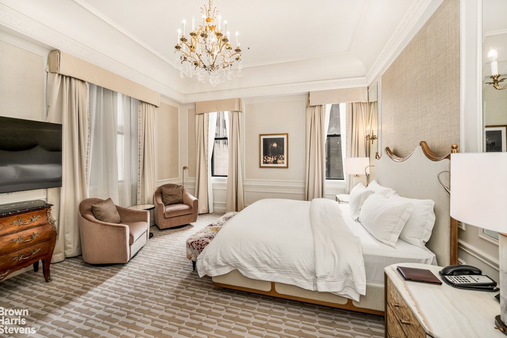 2 East 55th Street, Unit 835/31