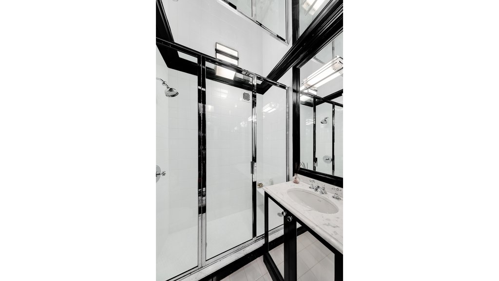 930 Fifth Avenue, Unit 8F photo 10