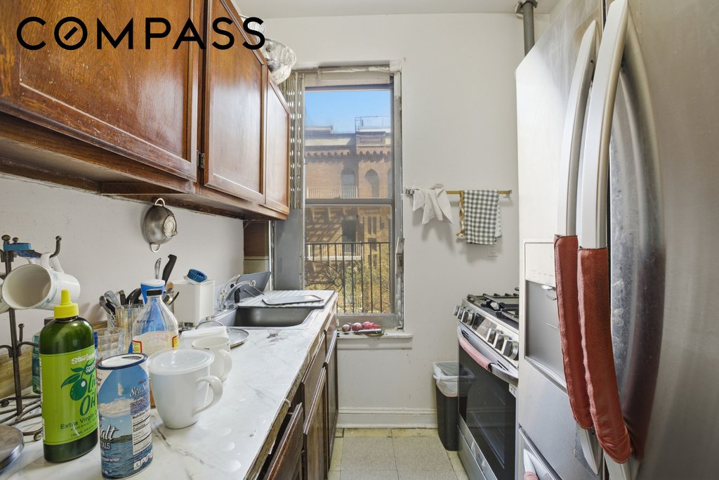 1809 Adam Clayton Powell Junior Boulevard, Unit 2D photo 2
