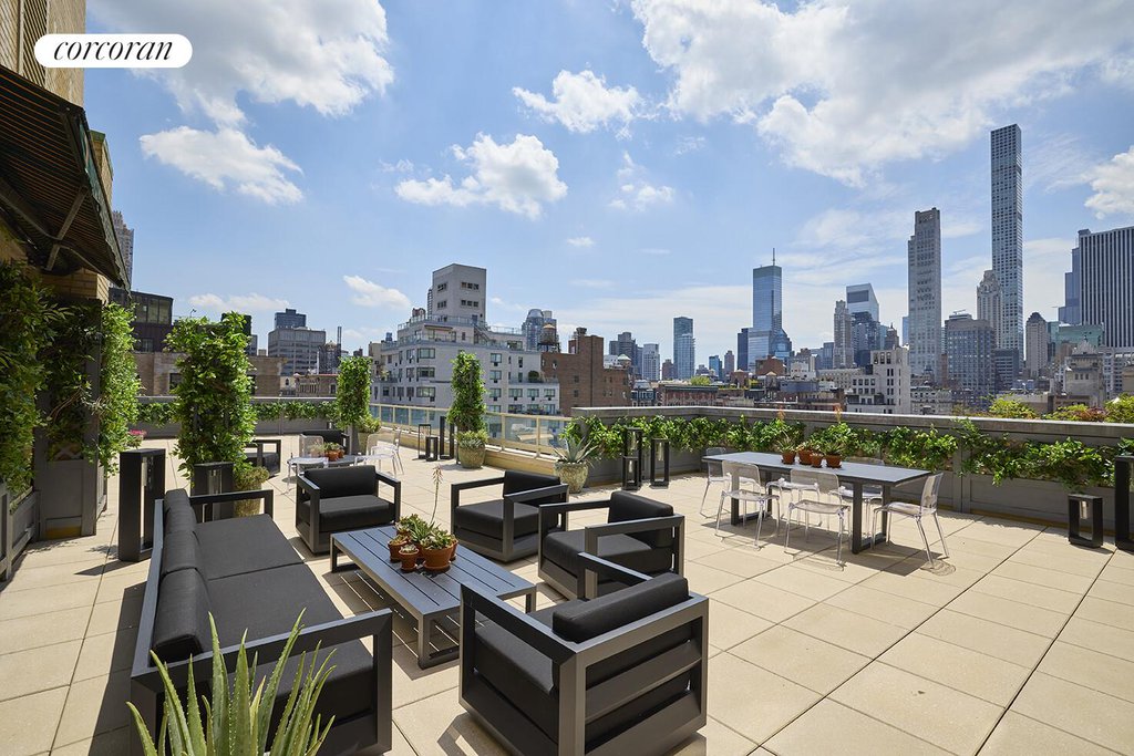 870 Fifth Avenue, Unit 14E photo 4