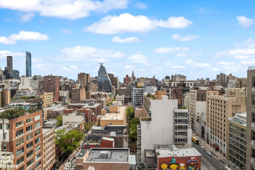77 Seventh Avenue, Unit 21A photo 7