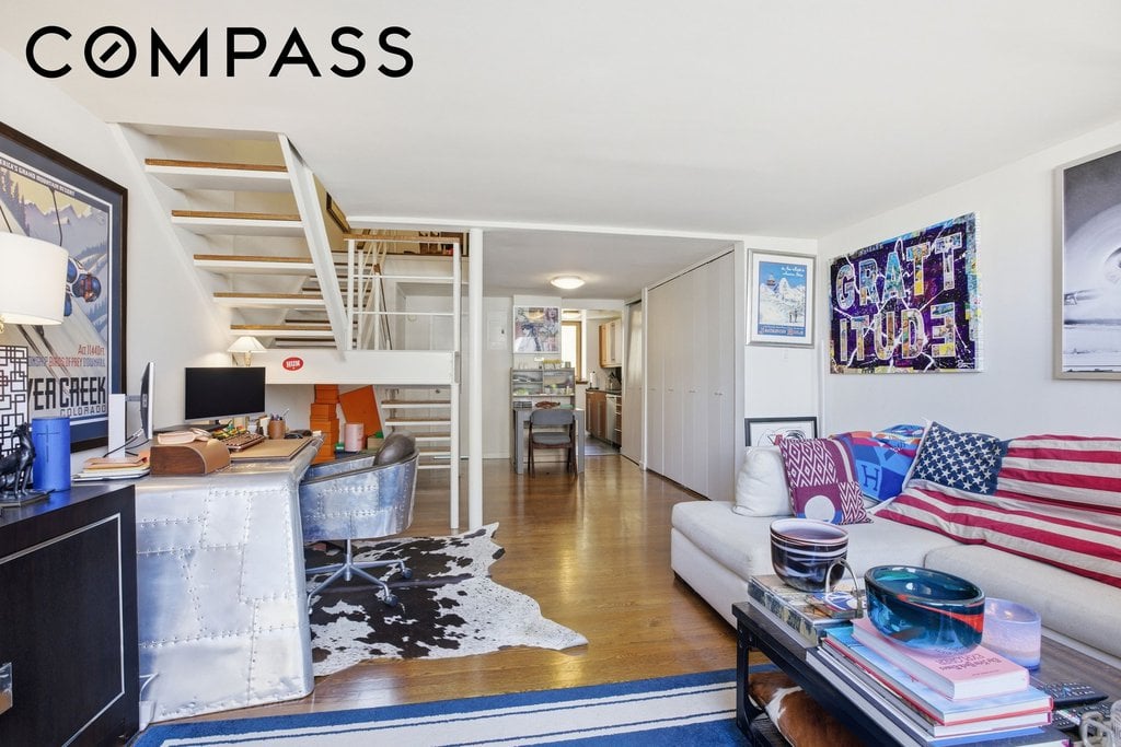 305 Second Avenue, Unit 518 photo 3