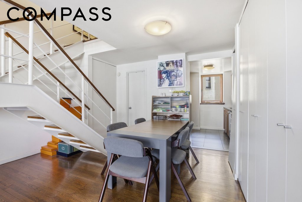 305 Second Avenue, Unit 518 photo 6