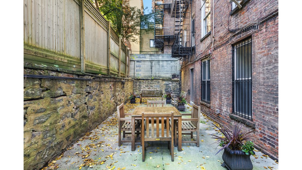 25 Charles Street, Unit 2C photo 7