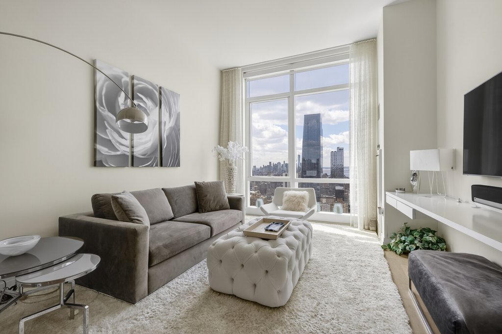 460 West 42nd Street, Unit 53G photo 4