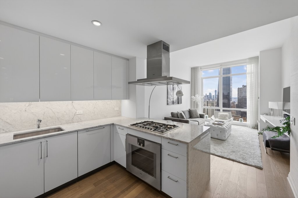 460 West 42nd Street, Unit 53G photo 6
