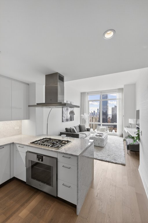 460 West 42nd Street, Unit 53G photo 7