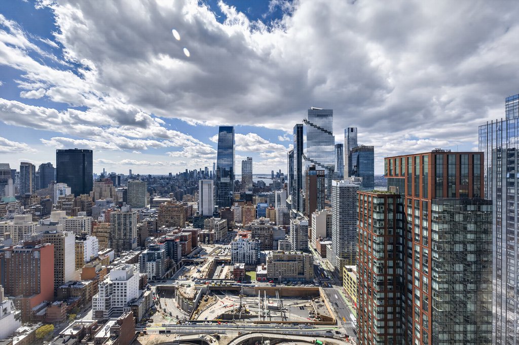 460 West 42nd Street, Unit 53G photo 13
