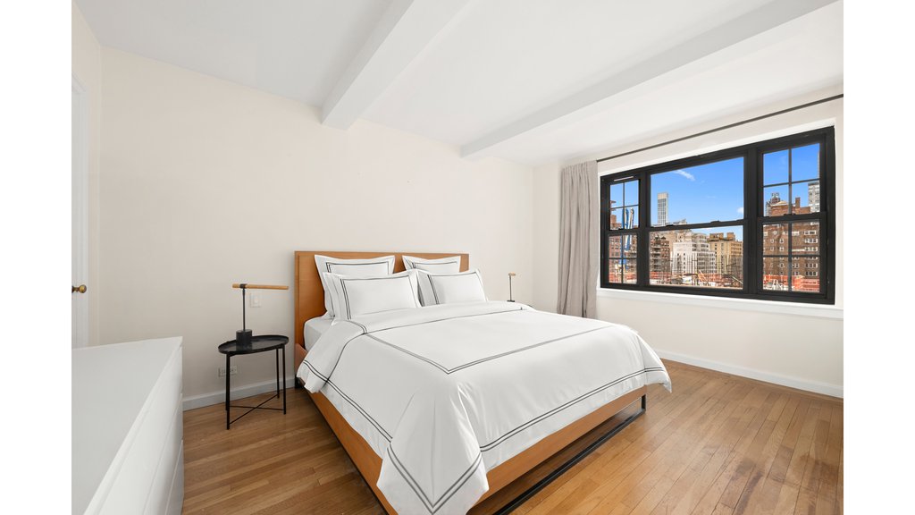 245 East 72nd Street, Unit 14C photo 3