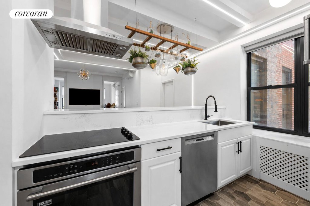 105 West 73rd Street, Unit 3C photo 3