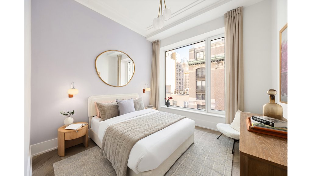 660 Lexington Avenue, Unit 2B photo 11