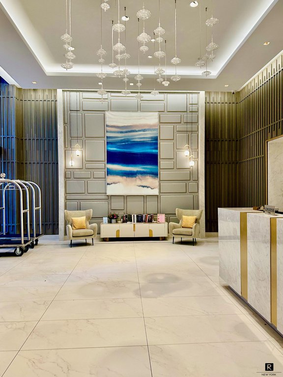 75 Wall Street, Unit 26Q