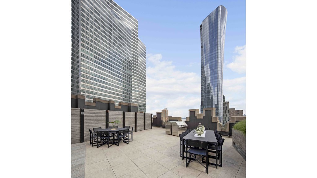 100 Barclay Street, Unit 30B photo 25