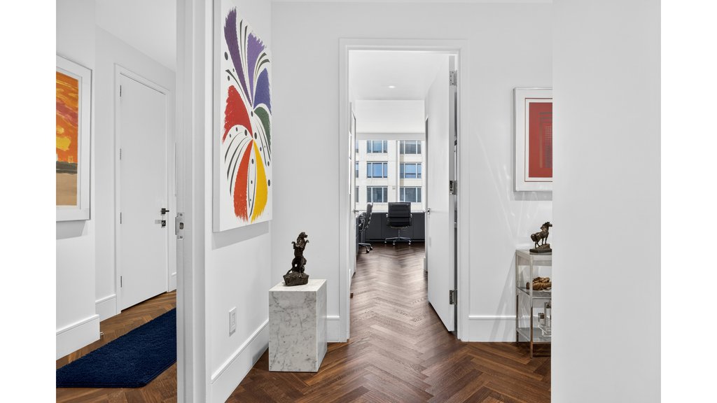 200 Riverside Boulevard, Unit 43C photo 8