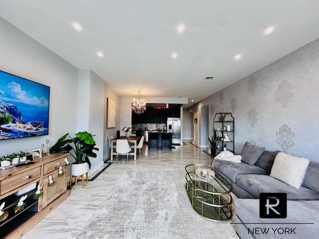 90 Bay Street Landing, Unit 4J photo 10