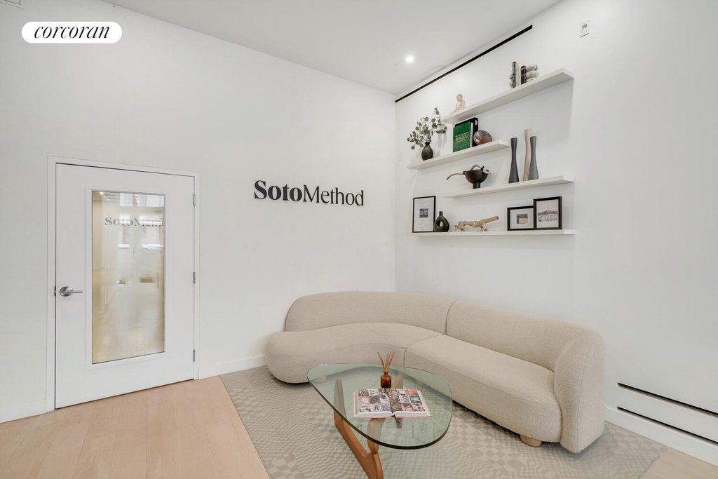 68 Thomas Street, Unit 1 photo 7