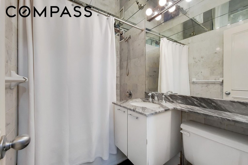 225 East 57th Street, Unit 5K photo 9