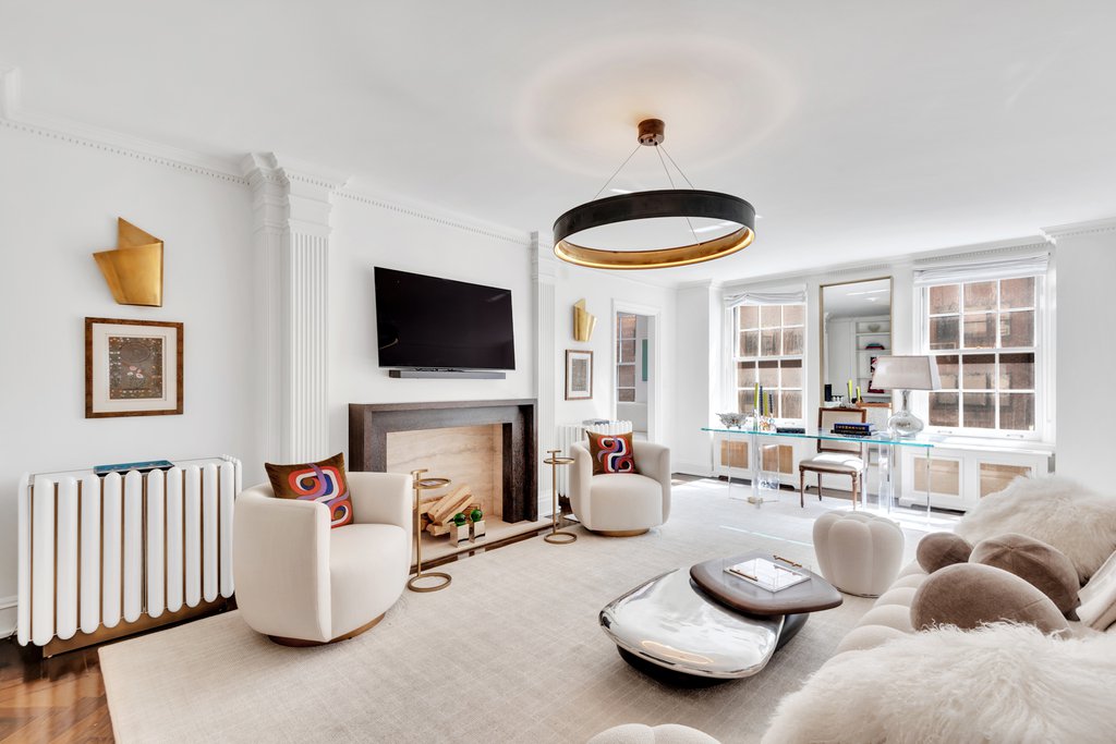 14 Sutton Place South, Unit 7C photo 2