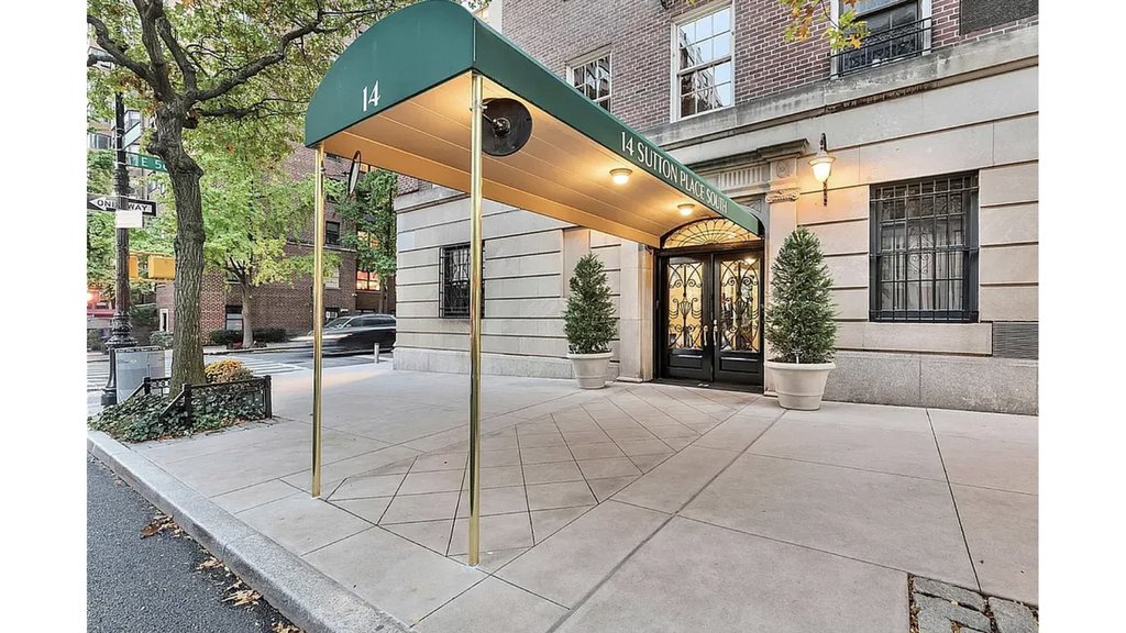 14 Sutton Place South, Unit 7C photo 19