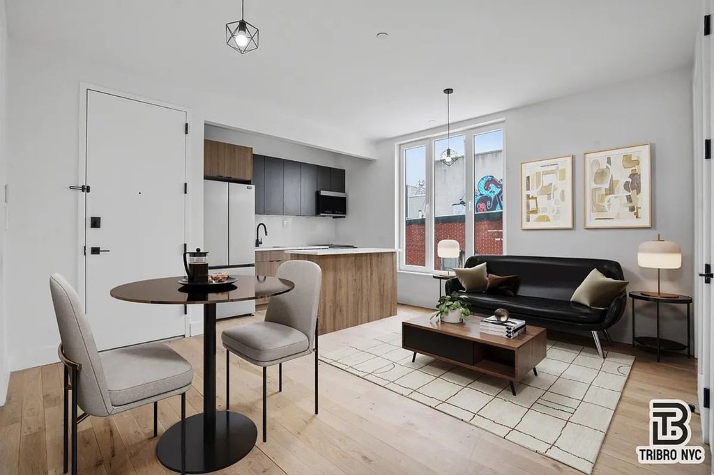 96 Moore Street, Unit 2X