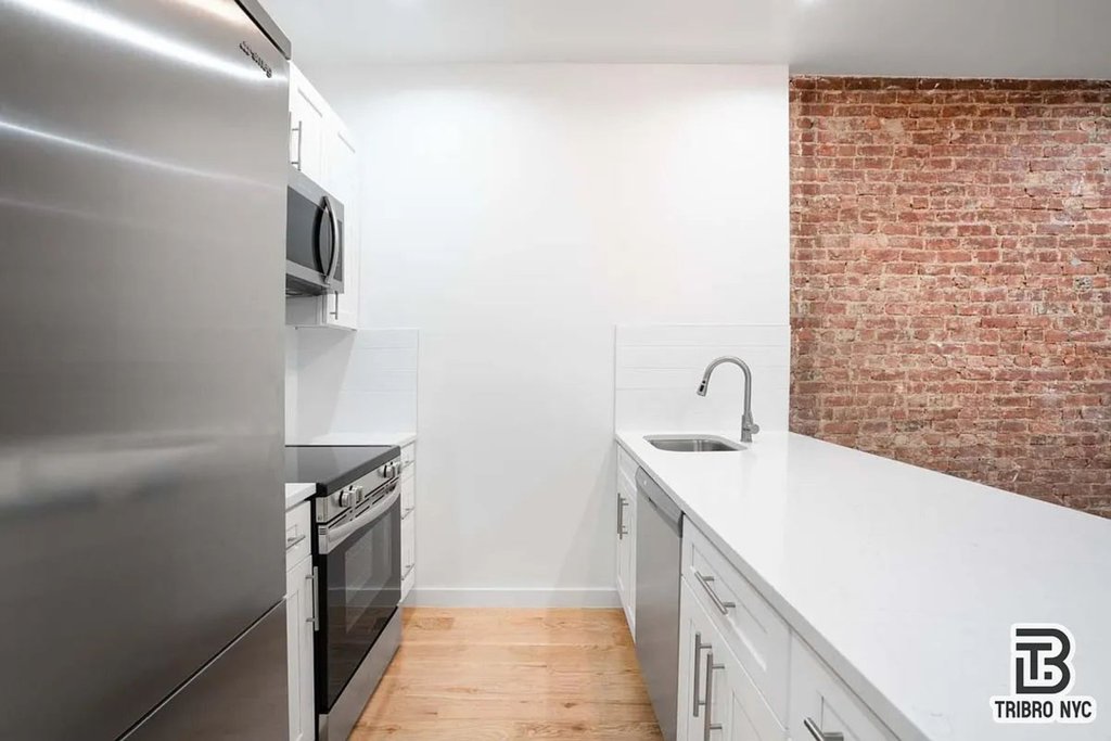 1386 Flatbush Avenue, Unit 4 photo 3
